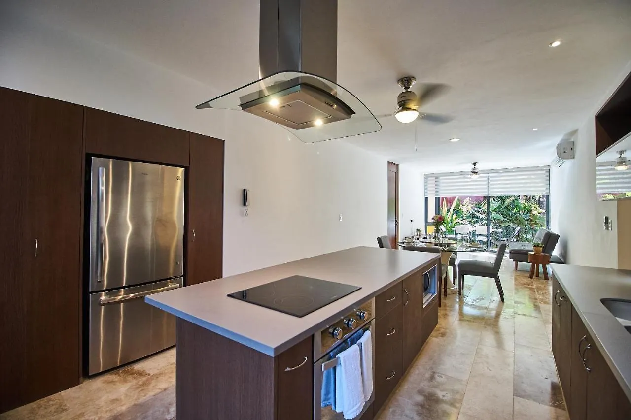 Alexandrite - Swimming Pool & Private Terrace & Beach Club Access Tulum Apartment